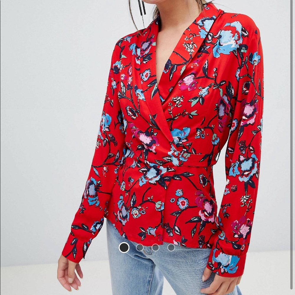 Boohoo print wrap top.